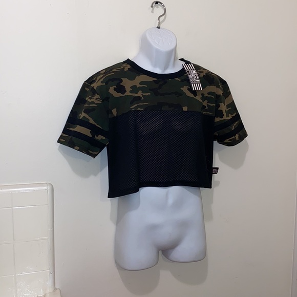 🖤BNWT Men’s Cell Block 13 Camo Mesh Crop Top🖤 - Picture 3 of 10